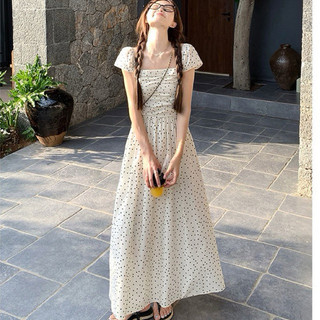 Váy dáng dài cổ vuông hai lớp ngắn tay Retro Pháp trắng be chấm bi eo cao đầm chữ A dài du lịch đi biển