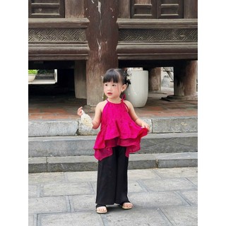 Set yếm lụa gấm hồng + quần đen cho bé xinh của mẹ