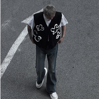 Áo len cardigan nam nữ unisex thêu chữ thập, áo gile len nam nữ hoạ tiết chữ thập hottrend 2023