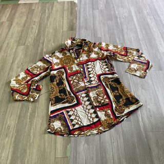 2hand áo somi hoạ tiết tay dài mã 218
