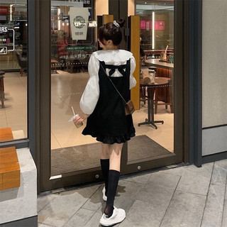 Đầm đen túi ngọc cổ trắng🎀