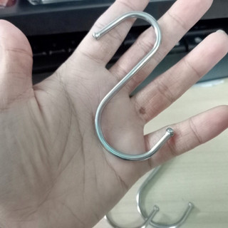 Móc treo đồ chữ S