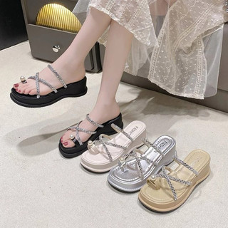 dép nữ đế xuồng cao 5p xỏ ngón Ngọc châu, kèm dây đá Đan chéo sang trọng , lấp lánh dành cho thời trang nữ