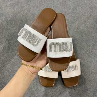 Dép Phối Màu quai trắng lót nâu gắn tang MIU cho bé