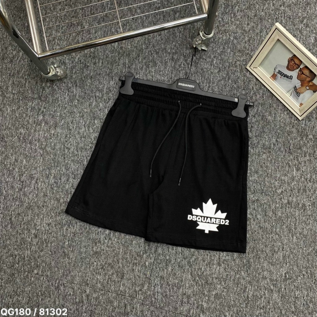 Quần Đùi Nam DSQ-2 In Logo Dsquared2 lá Phong Trắng. Quần Short Dsquared2 Form Rộng Siêu Hot 2024.s0