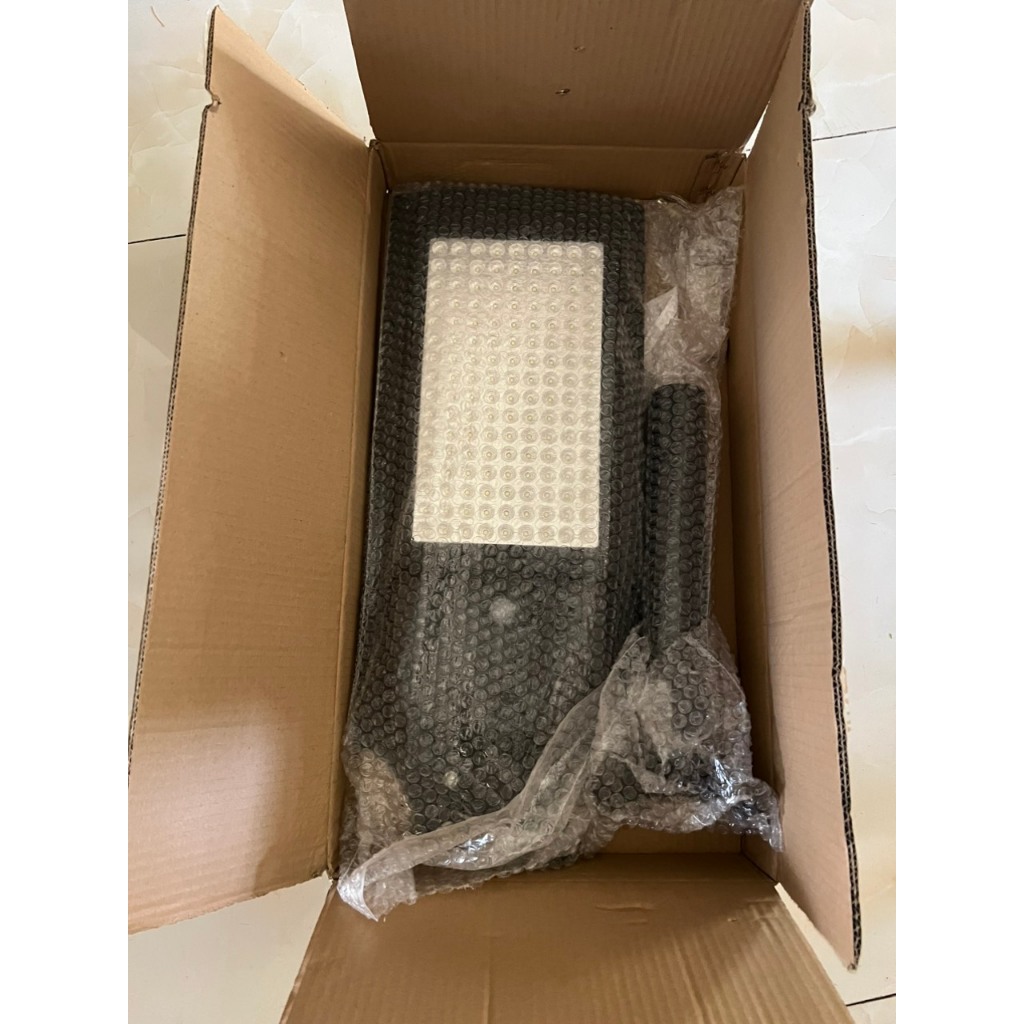 Đèn Led Năng Lượng Mặt Trời MAYOR WOLF 300W hàng chính hãng Mayor Wolf