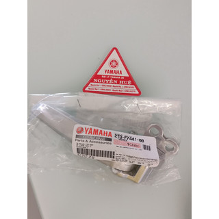 Gác chân sau phải acruzo 2tdf744100 hàng chính hãng yamaha motor vn