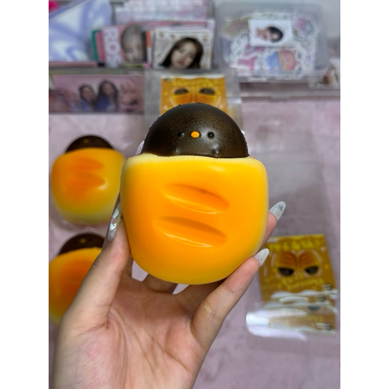 squishy bánh kèm hộp