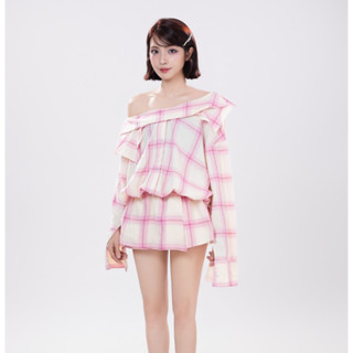 Đầm trễ vai kẻ caro viền tua rua Shelas dress thiết kế AGUJA