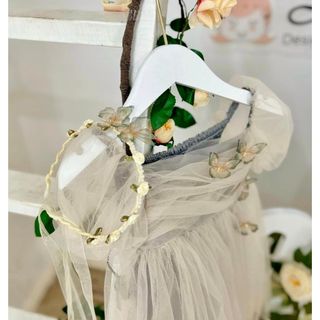 Váy lưới đính hồ điệp bé gái