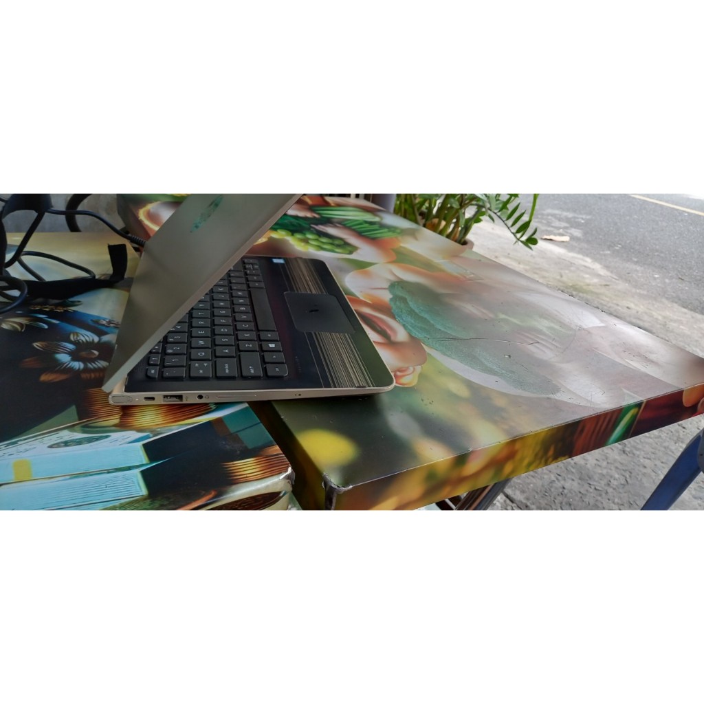 Thanh lý Laptop HP Pavilion x360
