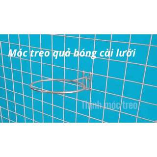 Móc trưng bày bóng đá dạng cài lưới
