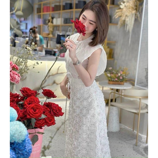 ĐẦM TRẮNG REN HOA PHỐI VOAN