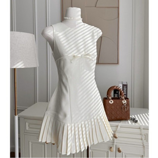 Đầm Dạ Thu Đông Sát Nách Chân Xếp Ly Siêu Xinh, Form Basic Trẻ Trung - Callie Dress