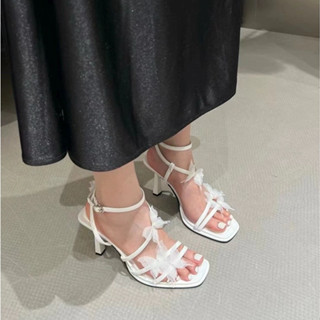 Giày cao gót nữ góc nhọn chín phân tính bướng mũi vô cực sang chảnh slay cá tính 2024