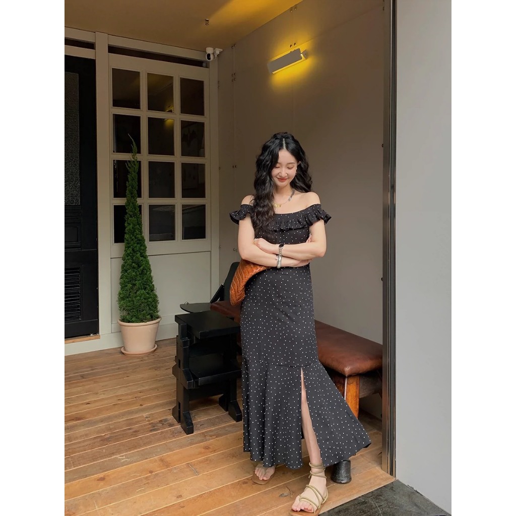 Đầm Trễ Vai Chấm Bi Đuôi Cá Xẻ Tà Hack Dáng - Callie Dress | BigBuy360 - bigbuy360.vn