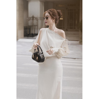 Set lụa lệch vai 𝐀𝐒𝐇𝐘𝐋𝐄𝐘
