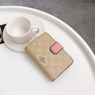 VÍ nữ MEDIUM CORNER ZIP