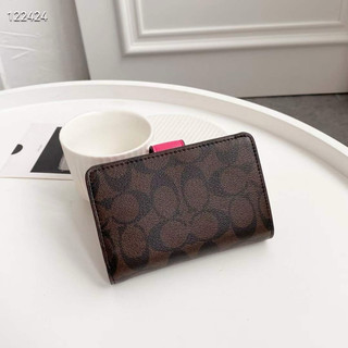 VÍ C MEDIUM CORNER ZIP WALLET