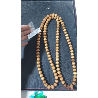 Dây tràng gỗ 108 hạt niệm phật.