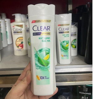 Dầu gội sạch gàu Clear mát lạnh bạc hà 340G