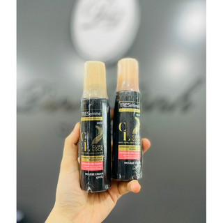 Xịt Mousse Tresemme Khóa Nếp Tóc Uốn