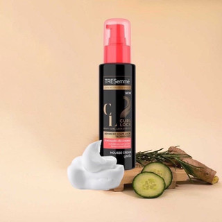 Xịt Mousse Tresemme Khóa Nếp Tóc Uốn