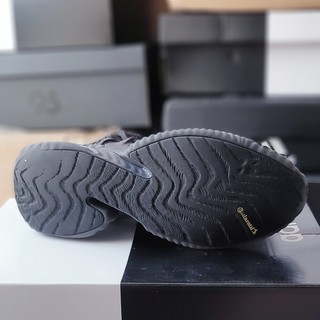 Giày DAS Alphabounce Instinct đen, size 42, real 2hand