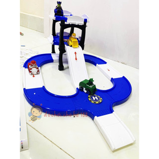 Đồ chơi trạm bãi đậu xe - chó cứu hộ Paw Patrol + 4 xe chó cứu hộ