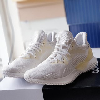 Giày DAS Alphabounce Beyond trắng kem, size 42, real 2hand