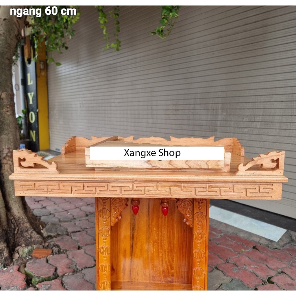 Trang treo thờ - Bàn thờ treo tường gỗ xoan tự nhiên Kèm cặp eke -  nhiều cỡ 2 màu