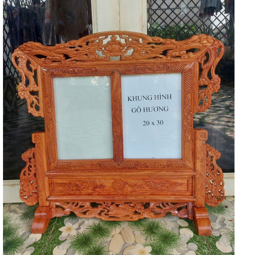 KHUNG ẢNH THỜ ĐÔI TỨ LINH KT MỖI ẢNH 20X30 CM