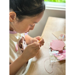 Đồ chơi thủ công may vá DIY