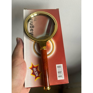 Kính lúp đường kính 8cm, phóng to gấp 10 lần