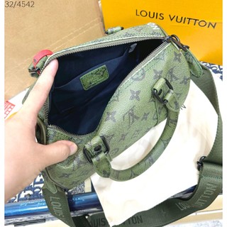 Túi LV Keepall Bandouliere 25 Monogram Ẹclipse Da Bê