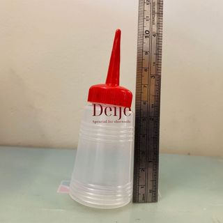 Bình nhựa có nắp đậy, bình châm dầu máy may