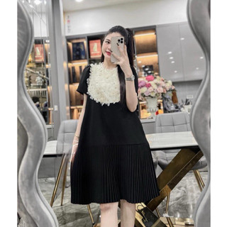 Váy chân dập đính hoa ngực sm