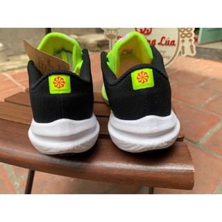 Giầy Nike Winflo 10 dòng đệm carbon!