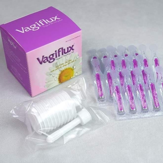 Bình rửa âm đạo Vagiflux 1 bình xịt và 10 ống dung dịch, dung dịch vệ sinh rửa phụ khoa