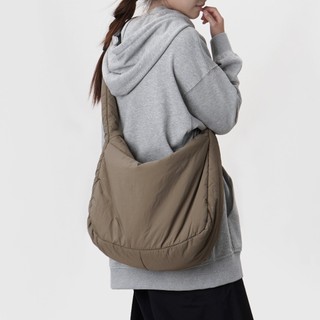 Túi đeo chéo chất dù phao unisex - Ảnh thật shop chụp