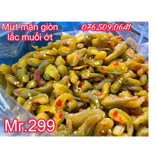 Mứt mận giòn lắc muối ớt đóng gói