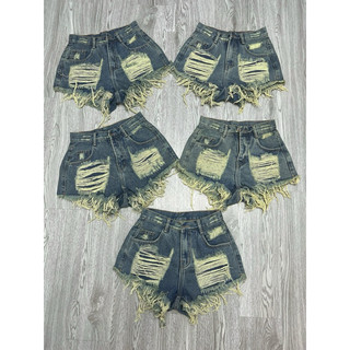 Quần short jean rách nhiều