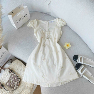 Đầm nude cổ tim nút bọc hàng thiết kế cao cấp