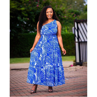 Đầm maxi one- shoulder Tay-Lor vnxk dư xịn