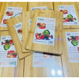 Thớt tre kháng khuẩn có móc treo