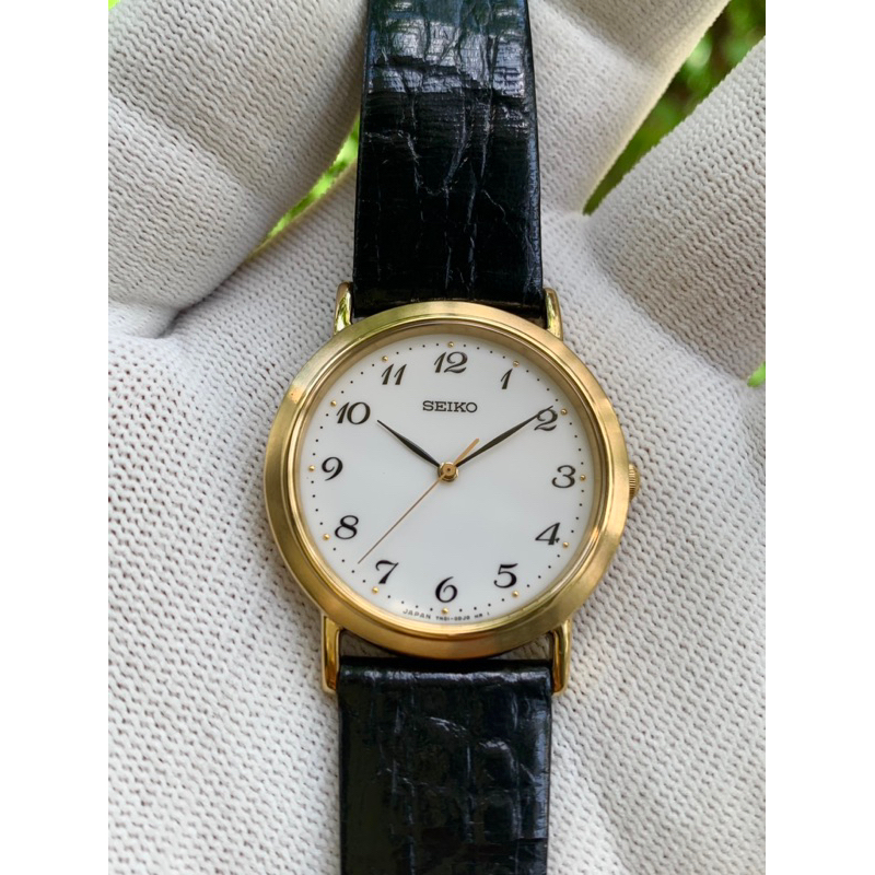 Đồng hồ nam nữ Seiko 33mm