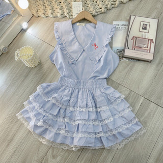 Set kẻ xanh cổ thêu nơ đỏ sát nách mix chân váy ren tầng