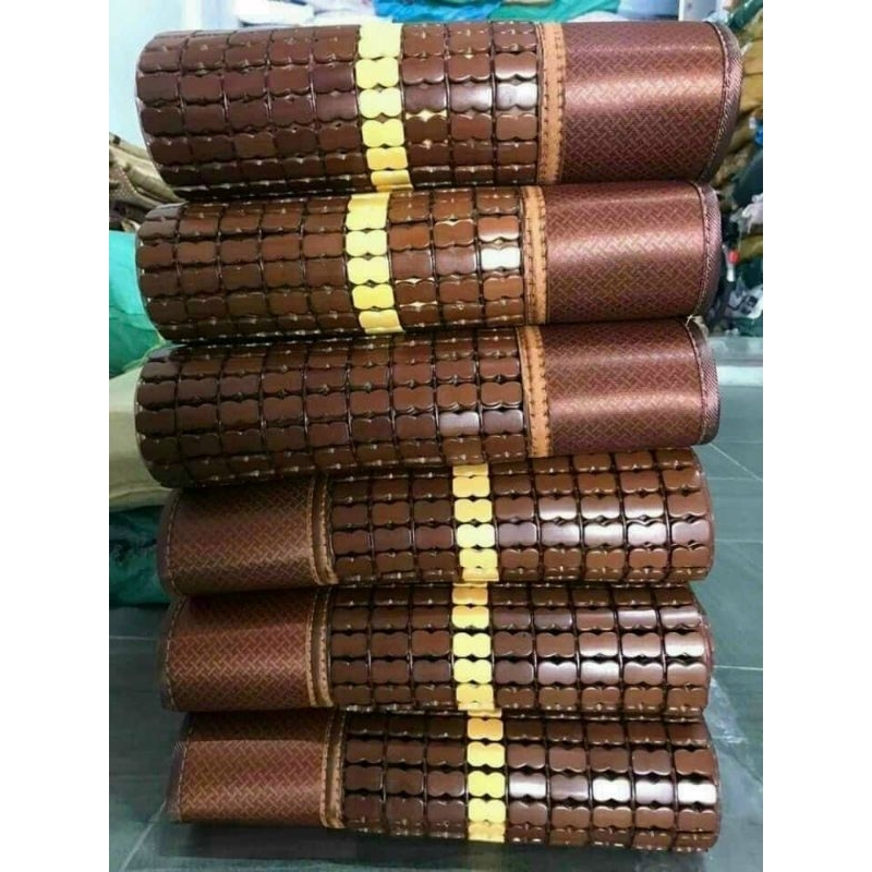 hàng có sẵn đủ kích thước.
