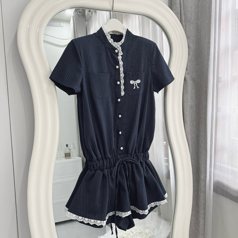 [V1.732]  Jum Váy Kẻ Cổ Tàu Phối Viền Ren Thêu Nơ Túi Ngực Chun Eo Siêu Xinh (có độn vai) | BigBuy360 - bigbuy360.vn