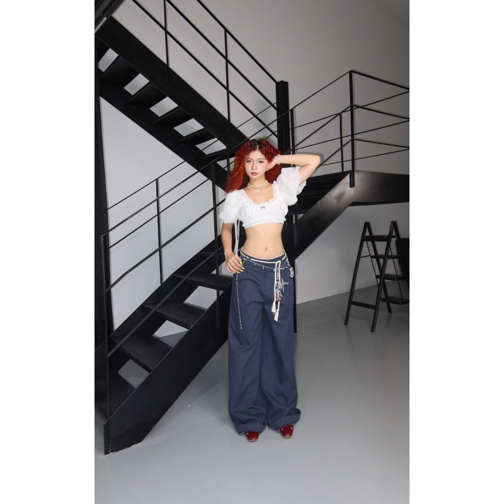 SODOPE CLUB - Set áo croptop trắng tay phồng phối ren và quần ống rộng linen jeans xanh